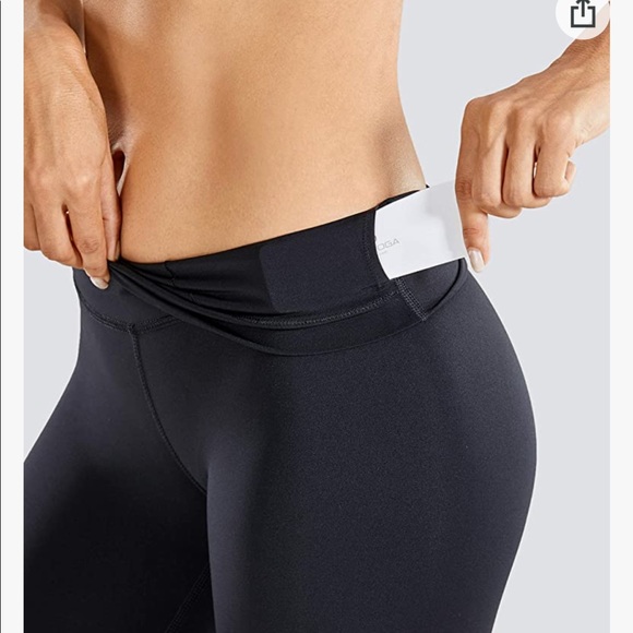 CRZY Yoga leggings! 🖤 - Picture 2 of 3